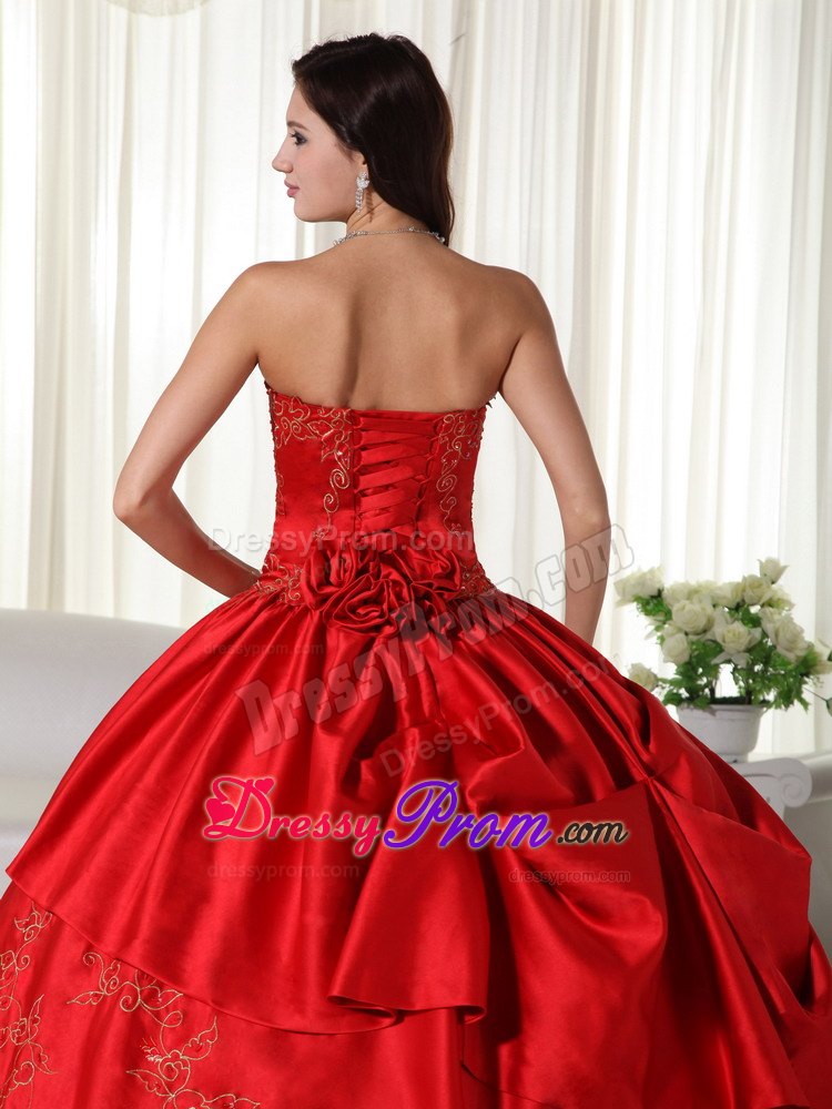 Embroidery Hand Flowers Red Pick-ups Taffeta Quinceanera Dresses