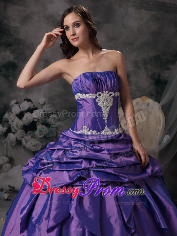 Appliques Lavender Pick-ups Taffeta Sweet 16 Quinceanera Dresses