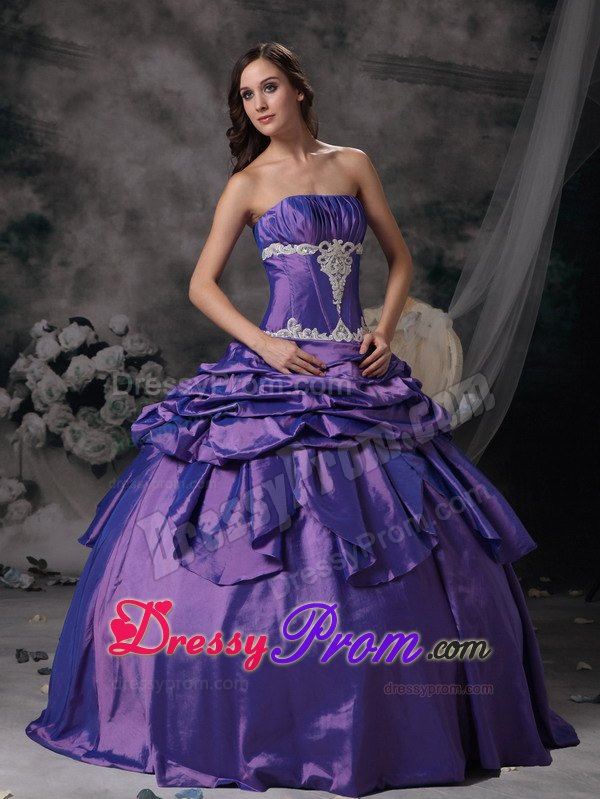 Appliques Lavender Pick-ups Taffeta Sweet 16 Quinceanera Dresses