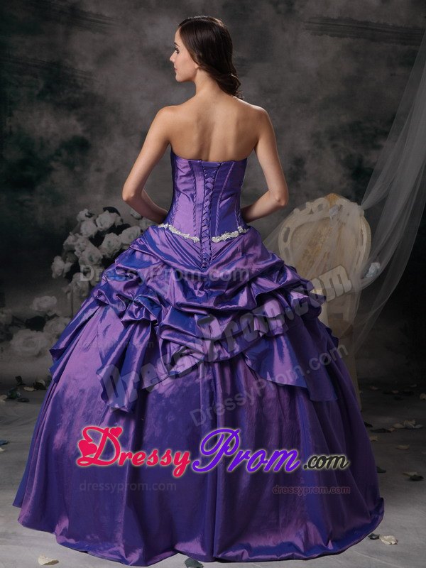 Appliques Lavender Pick-ups Taffeta Sweet 16 Quinceanera Dresses