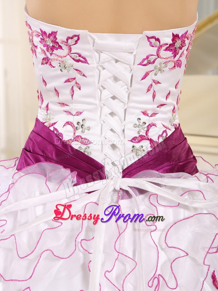 Ruffled Layers Embroidery White Quinceanera Dresses with Sashes