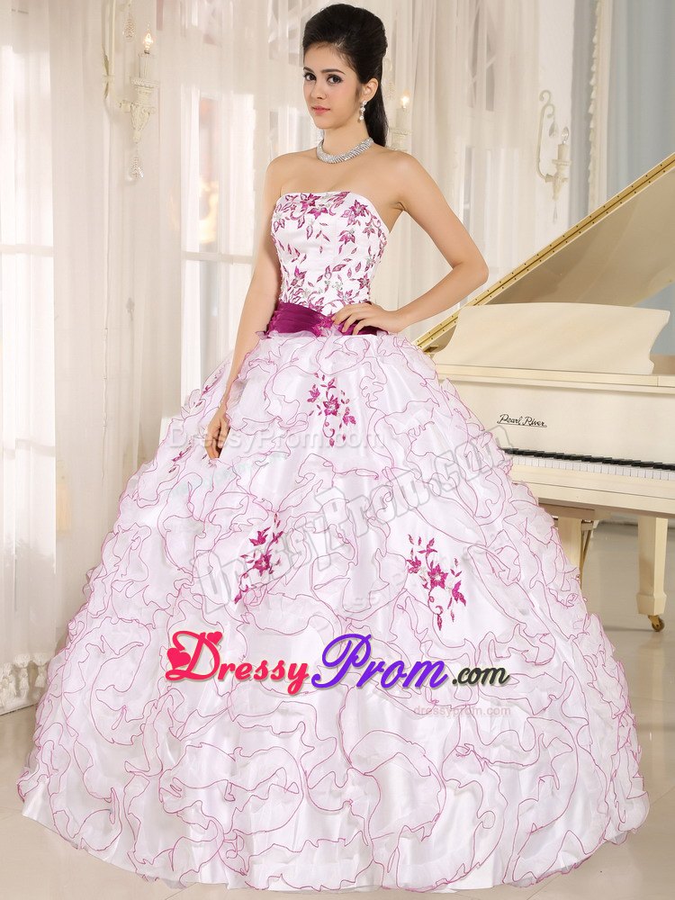 Ruffled Layers Embroidery White Quinceanera Dresses with Sashes