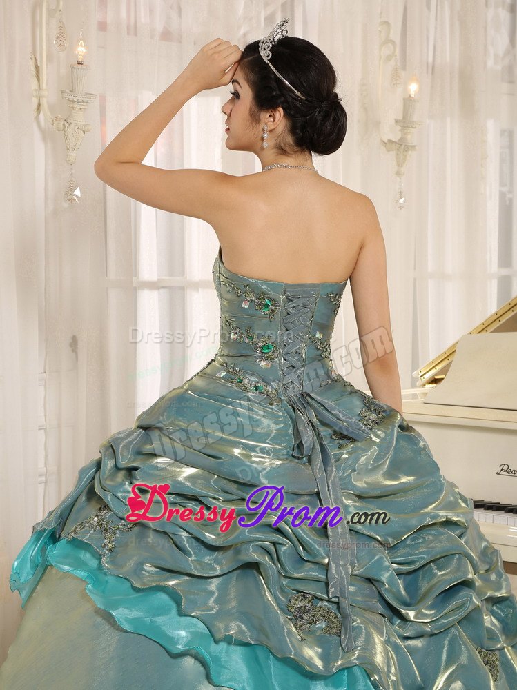 Embroidery Organza Multi-color Pick-ups Quinceanera Dresses