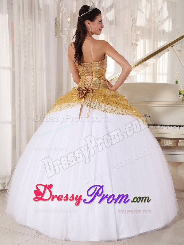 Halter Top Appliques Ruched Tulle and Sequin Back Out Quinceanera Dress