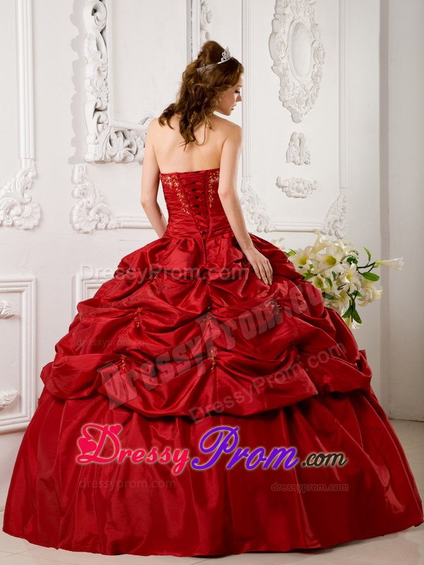 Pick Ups Beading Sweetheart Taffeta Red Quinceanera Dress in Lace Up Back
