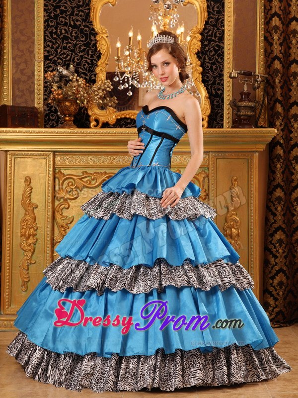 Sweetheart Layered Taffeta Blue Quinceanera Dress with Beading and Ruffles