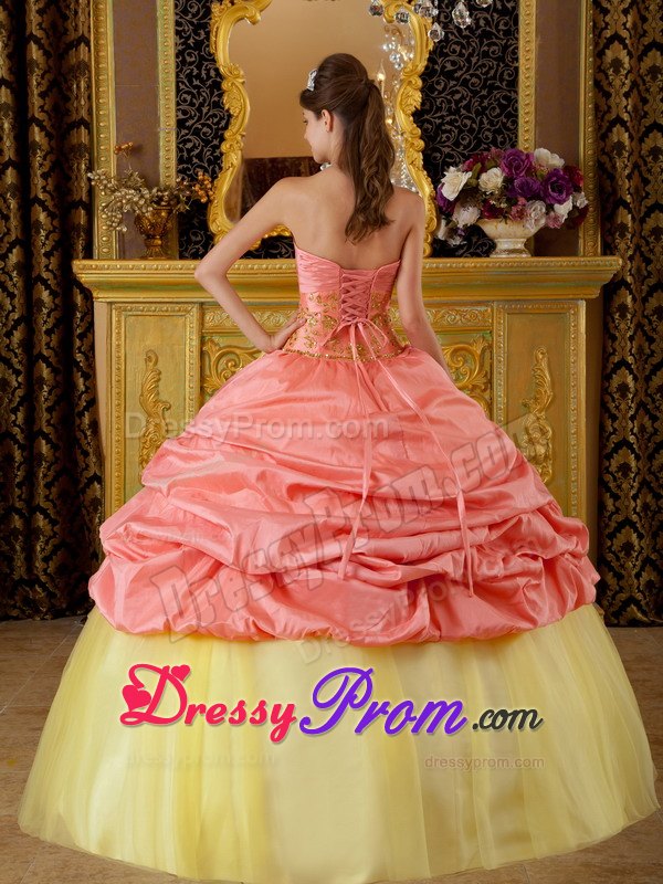Handmade Flowers Strapless Beading Taffeta and Tulle Pick Ups Dresses 15