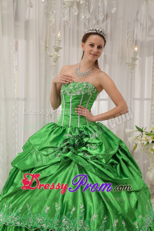 Taffeta Strapless Beading Applique Pick Ups Spring Green Quinceanera Dress