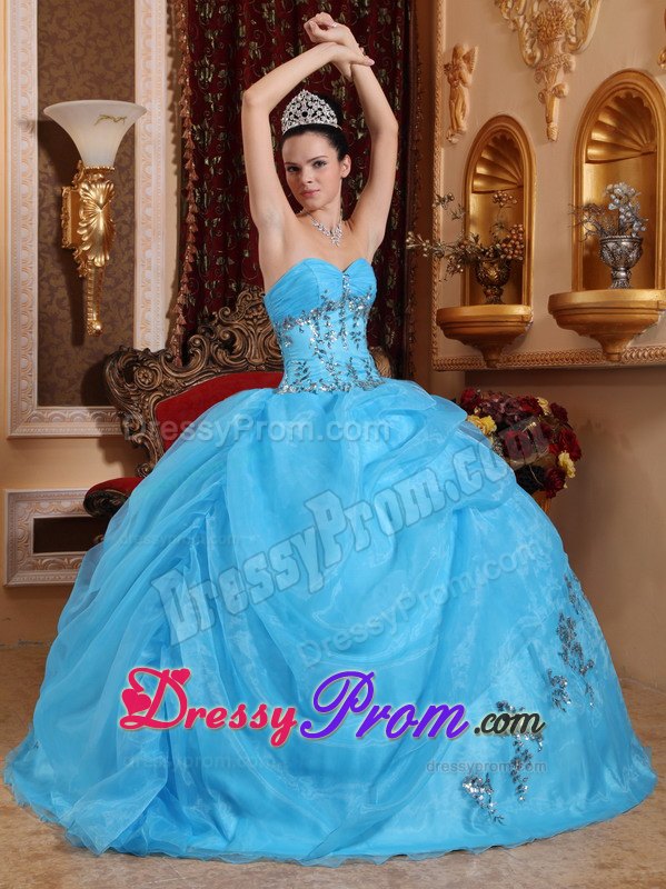 Ruched Bust Sweetheart Beading Aqua Blue Layered Organza Quince Dresses