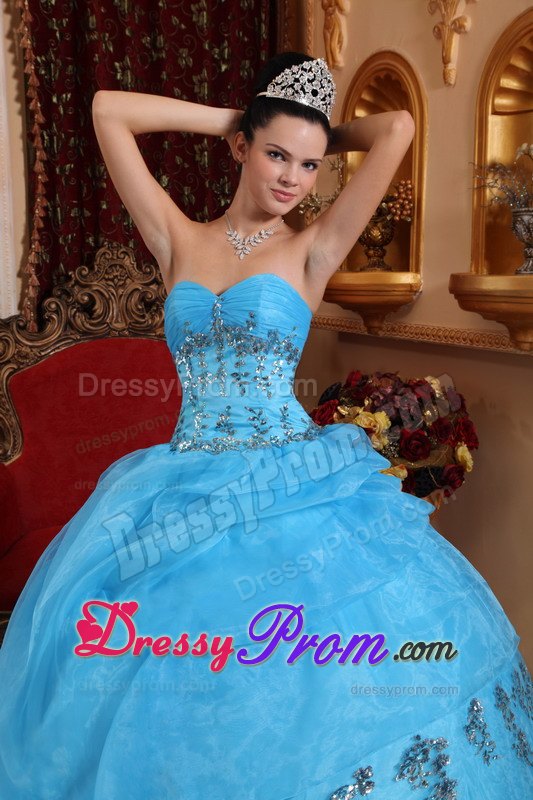 Ruched Bust Sweetheart Beading Aqua Blue Layered Organza Quince Dresses