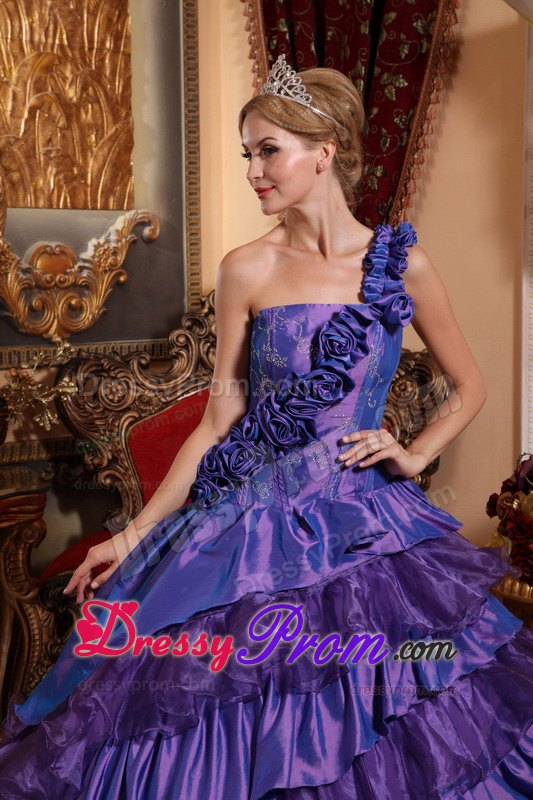 One Shoulder Appliques Hand Made Flowers Layered Purple Dresses For 15