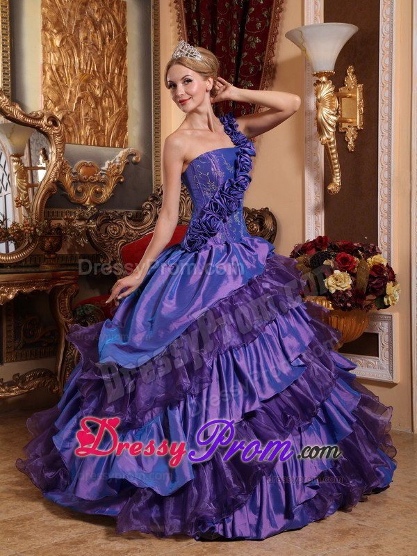 One Shoulder Appliques Hand Made Flowers Layered Purple Dresses For 15