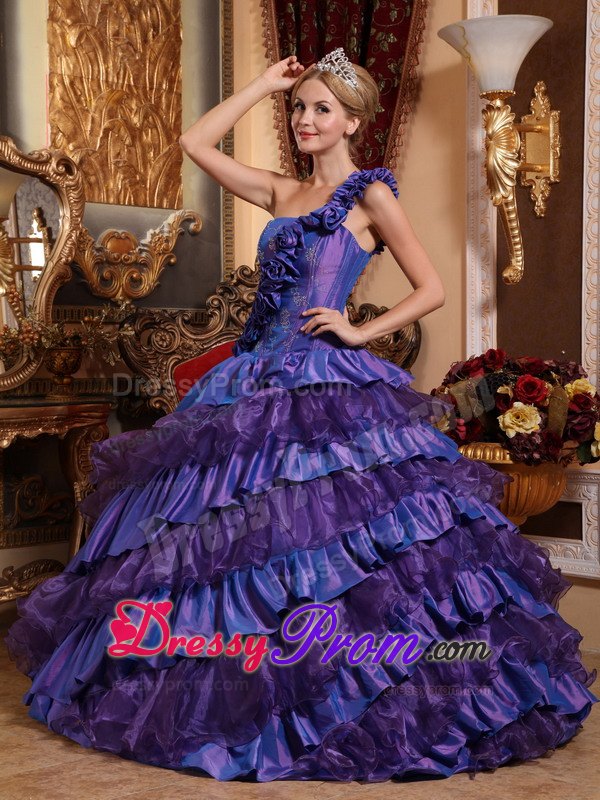 One Shoulder Appliques Hand Made Flowers Layered Purple Dresses For 15