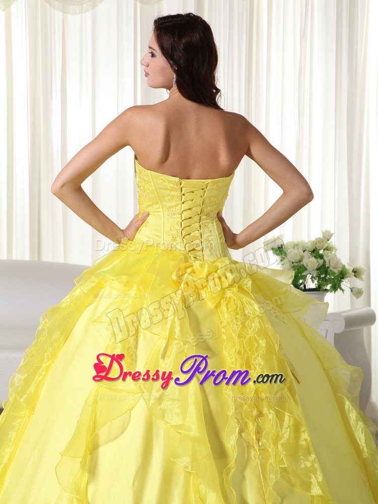 Ruffles Embroidery Sweetheart Handmade Flowers Yellow Quinceanera Gowns