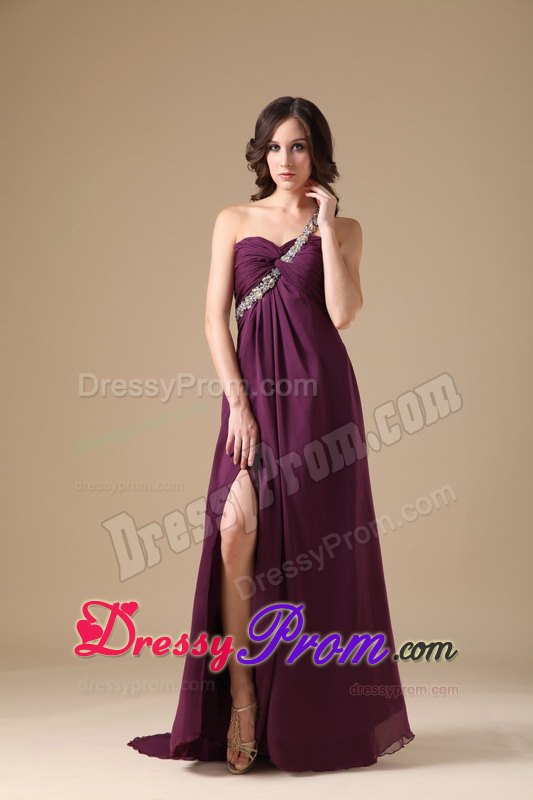 Elegant Dark Purple Empire One Shoulder Beading High Slit Prom Dress