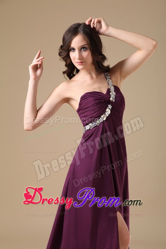 Elegant Dark Purple Empire One Shoulder Beading High Slit Prom Dress