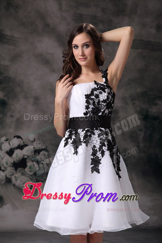Lace Appliques One Shoulder Organza Mini-length White Prom Dresses