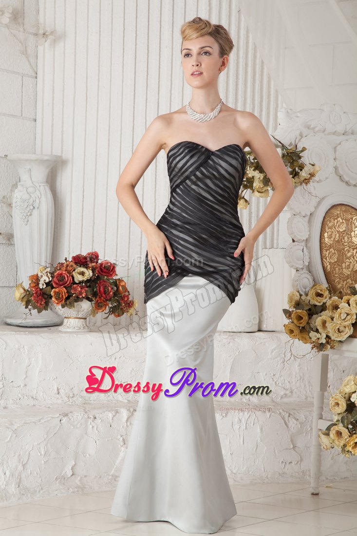 Sweetheart Black and Ivory Mermaid Ruched Prom Dress Satin