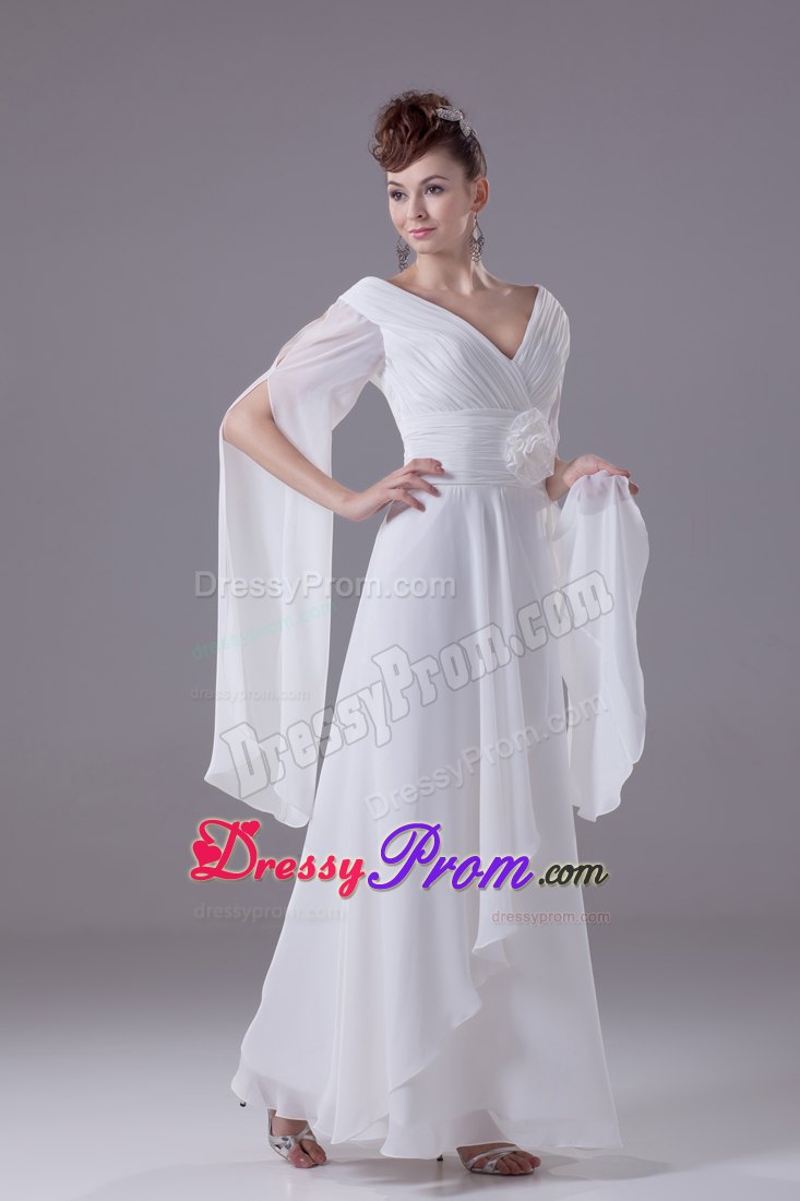 Hand Made Flower V-neck Ruched White Prom Party Dress with Sleeves