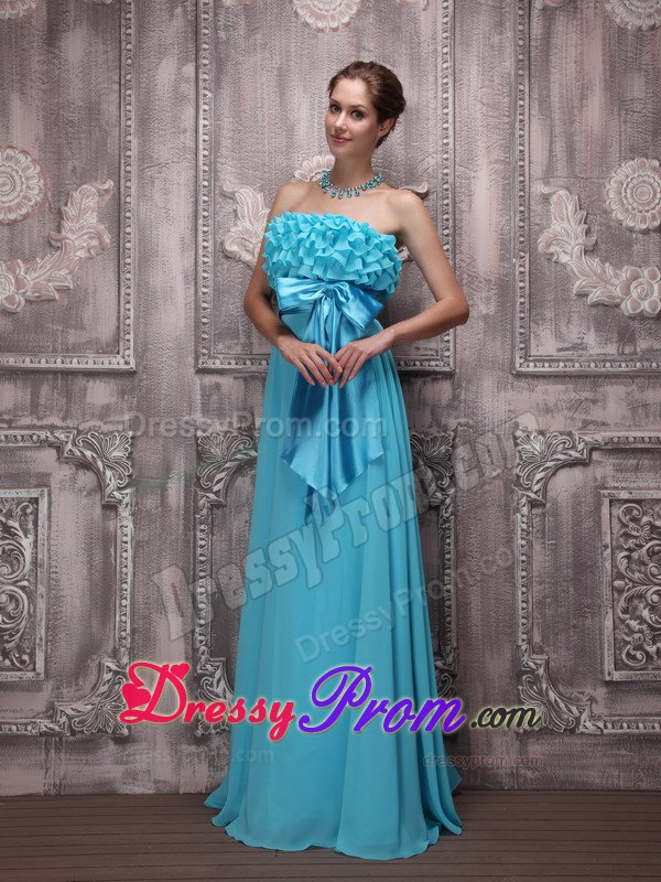 Chic Ruffled Strapless Chiffon Bowknot Prom Gown in Aqua Blue