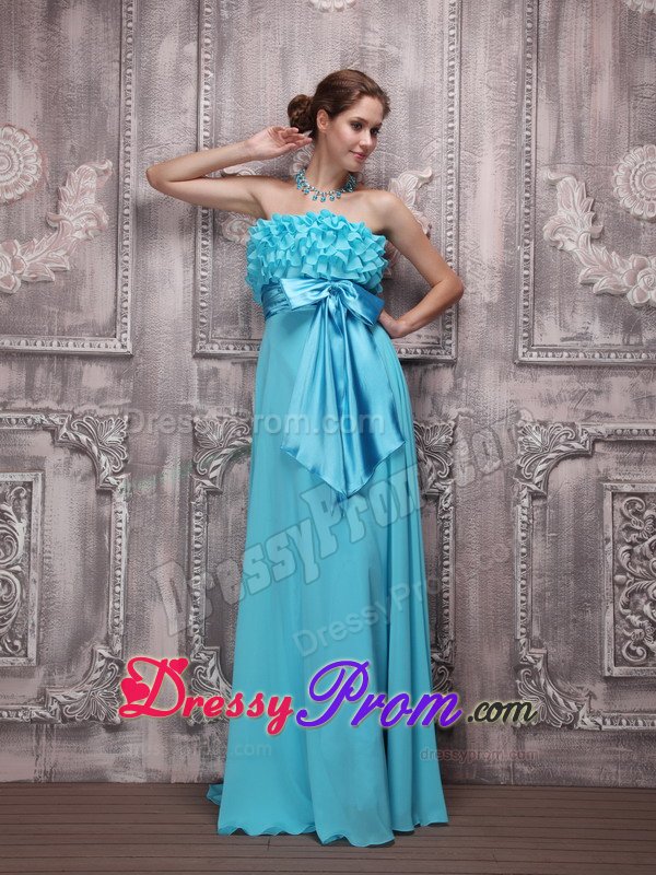 Chic Ruffled Strapless Chiffon Bowknot Prom Gown in Aqua Blue