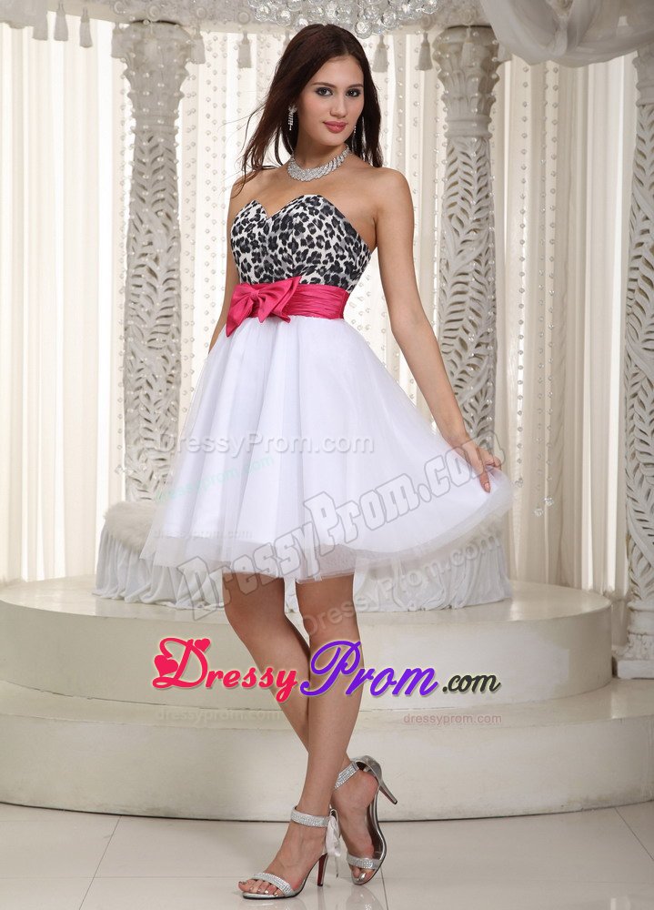 Leopard Sweetheart White Prom Cocktail Dress with Hot Pink Bowknot