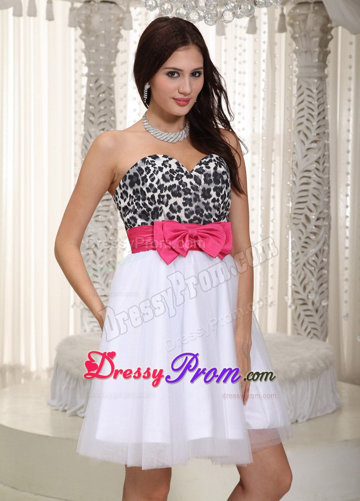 Leopard Sweetheart White Prom Cocktail Dress with Hot Pink Bowknot
