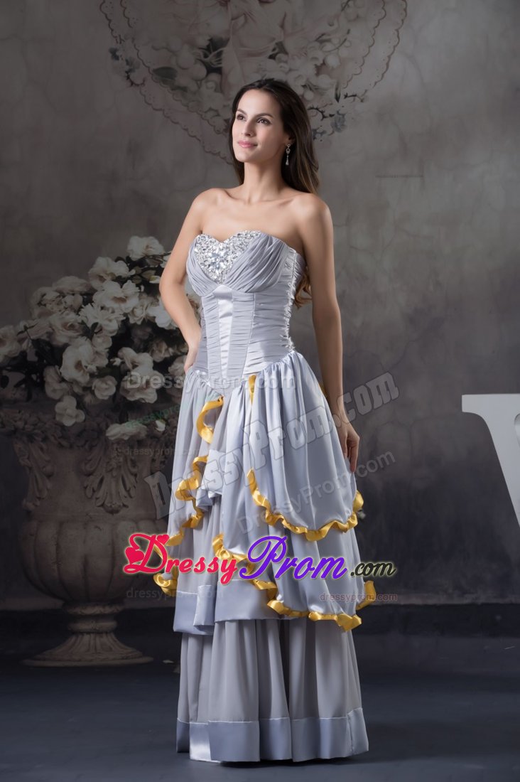 Ruffled Layers Grey Ruched Prom Celebrity Dresses with Beading