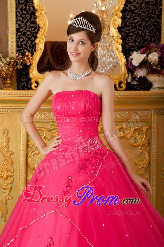 Beading Strapless Appliques Layers Tulle Hot Pink Quinceanera Gowns