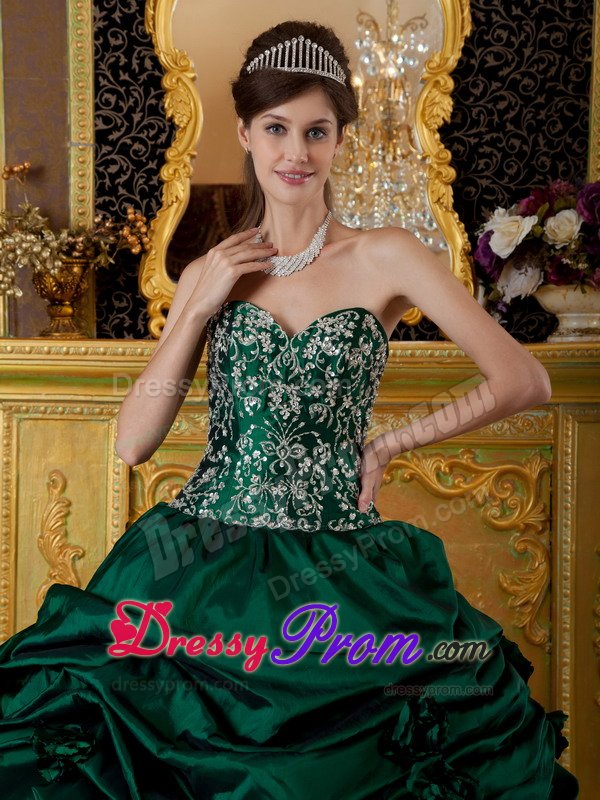 Embroidery Beaded Sweet 15/16 Birthday Dress around 200