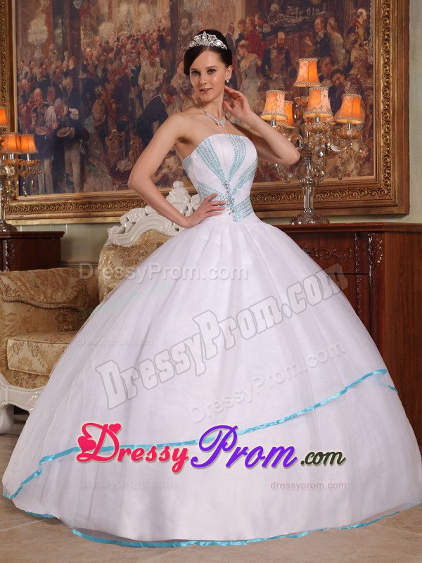 Cheap White Ball Gown Quinceanera Dresses with Blue Beading