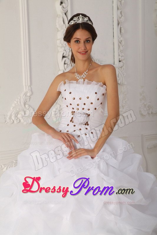 Beaded White Sweet 15 Dresses with Orange Handmade Flowers