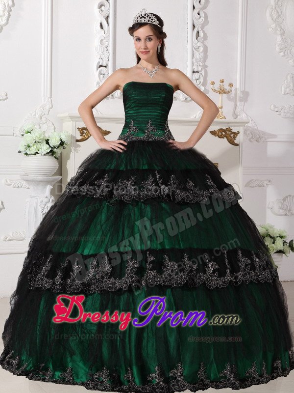 Customized Dark Green Appliqued Sweet 15 Dresses in Cornwall