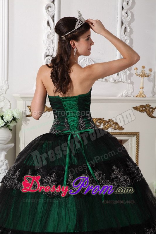 Customized Dark Green Appliqued Sweet 15 Dresses in Cornwall