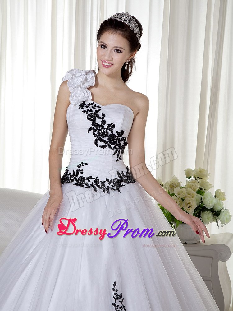 Voguish One Shoulder White Sweet 15 Dress with Embroidery