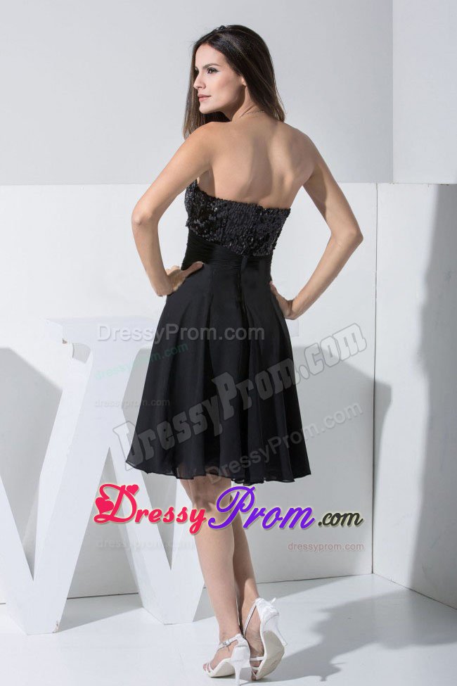 Sequins and Flower Accent Knee Length Prom Little Black Dresses