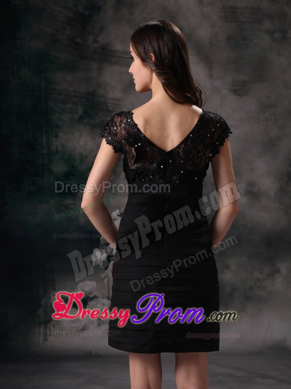 Best Column V-neck Cap Sleeves Little Black Dresses for Juniors