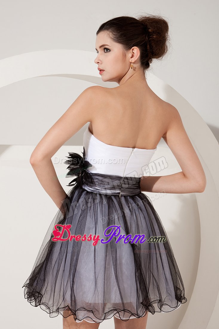 Cute Sweetheart Black And White Dresses with Handmade Flower