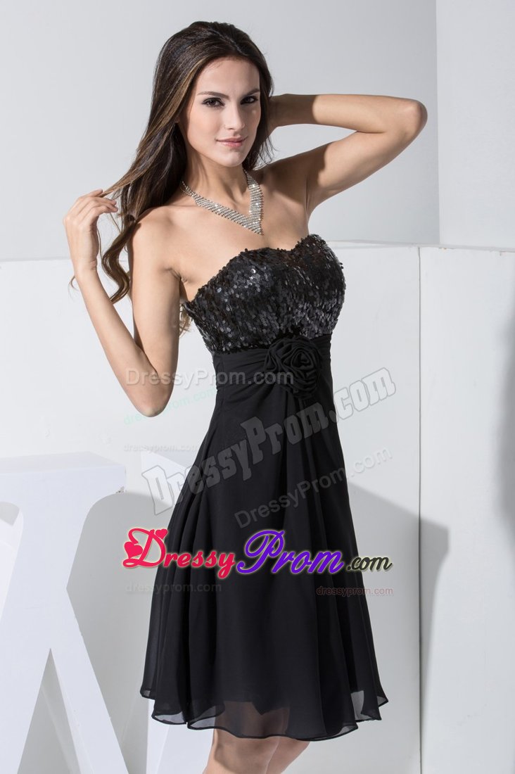 Sequin Sweetheart Knee-Length LBD Dress with Handmade Flower