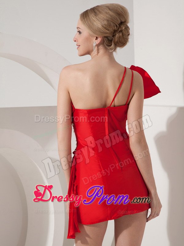One Shoulder Fan-Shaped Mini Red Dresses for Prom Princess