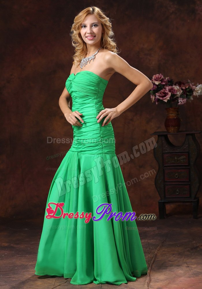 Design Mermaid Ruched Sweetheart Green Prom Dress for Girls