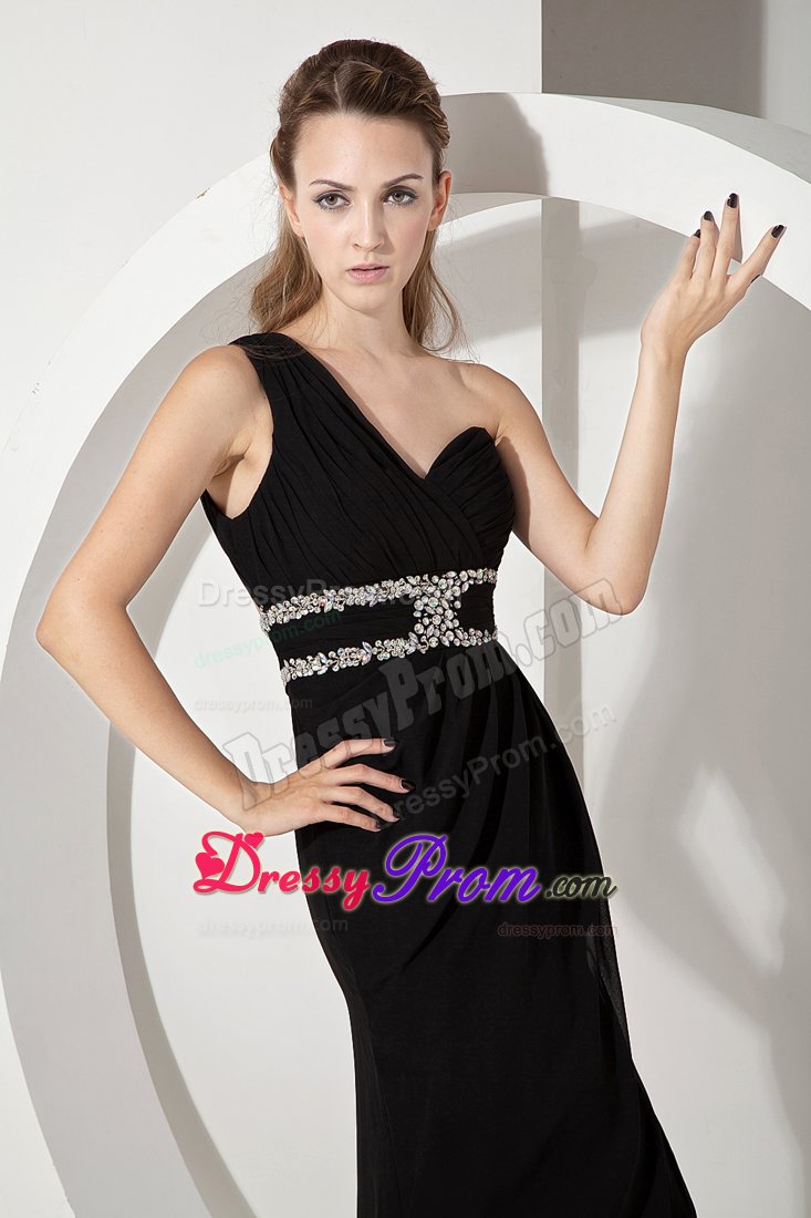 Black One Shoulder Prom Bridesmaid Dress Beading with Slit on the Side