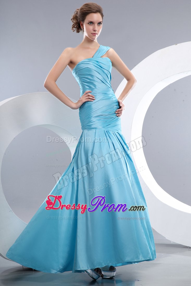 Romantic Single Shoulder JS Prom Dresses Cut out Straps with Ruches
