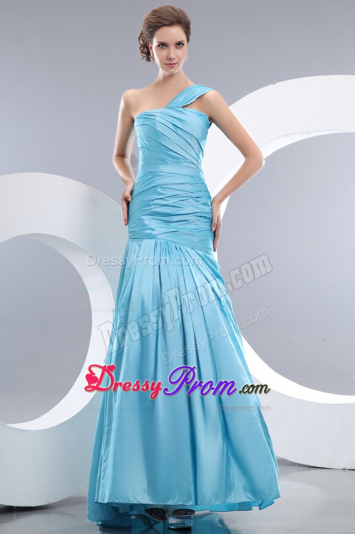 Romantic Single Shoulder JS Prom Dresses Cut out Straps with Ruches