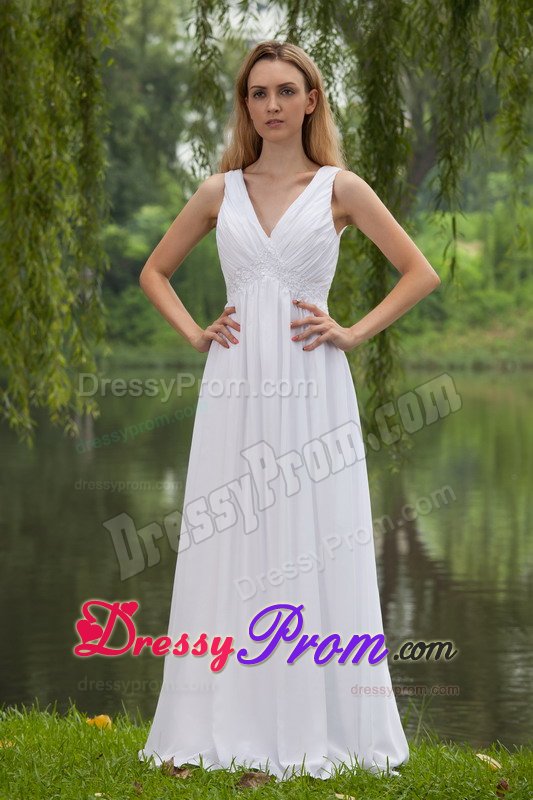 Classic Sleeveless White V-neck Chiffon Prom Gown Dress Floor-length
