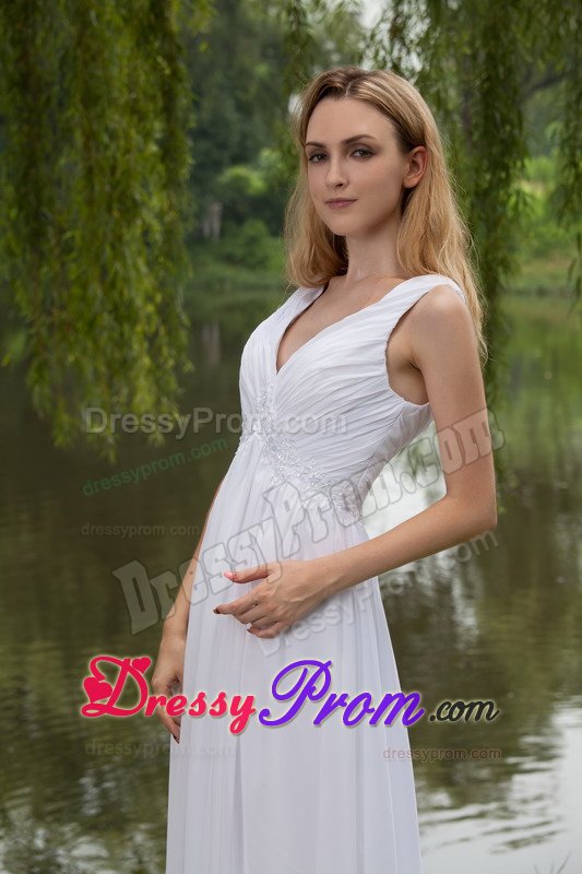 Classic Sleeveless White V-neck Chiffon Prom Gown Dress Floor-length