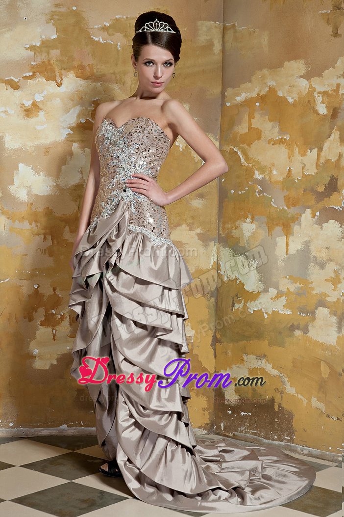High-low Beaded Prom Cocktail Dress Ruffled Layers for Sao Goncalo