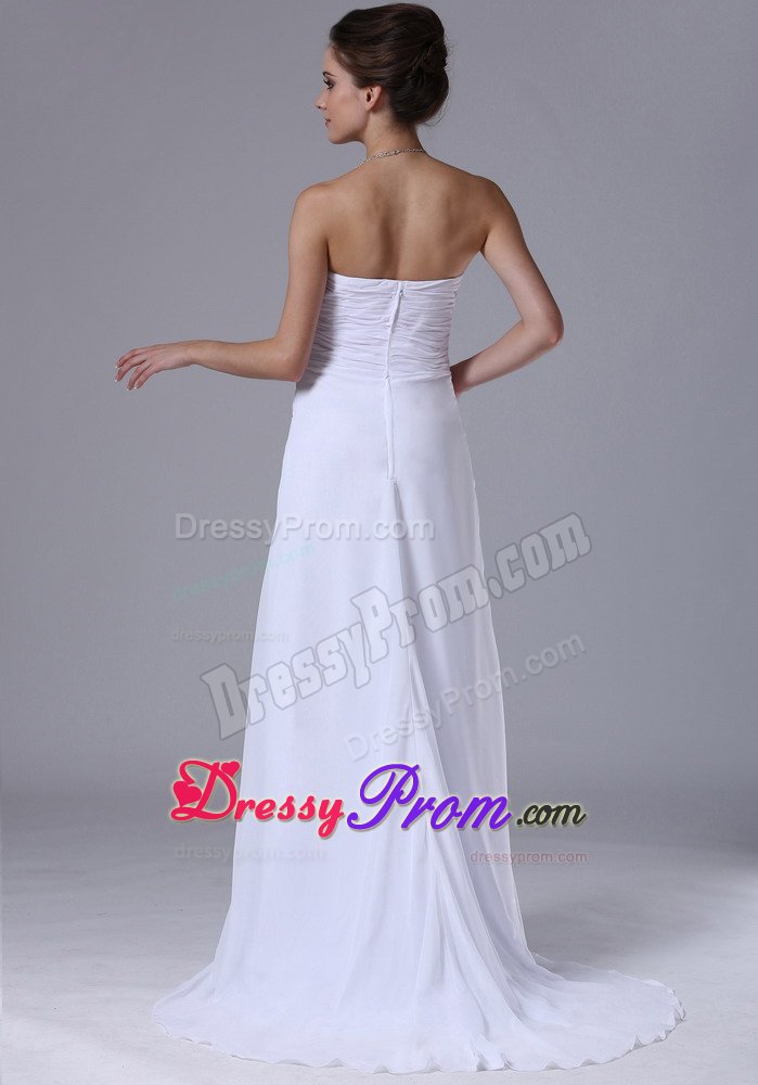 Brush Train Sweetheart Ruched White Prom Celebrity Dress