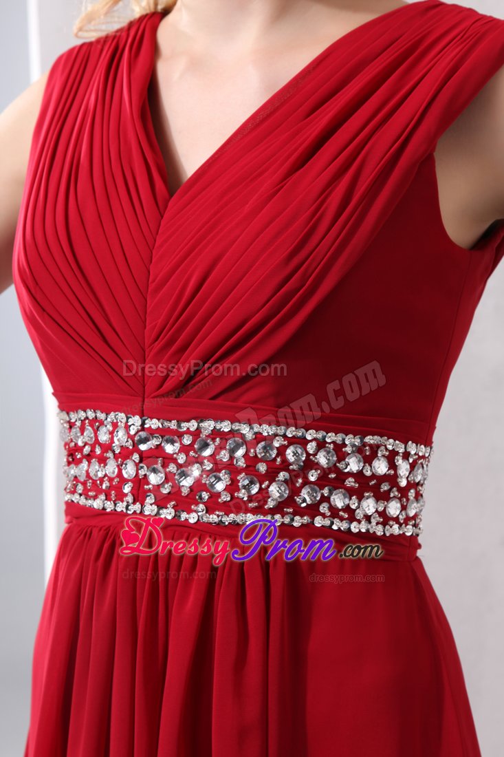 Ruched V-neck Beading Waist Prom Bridesmaid Dresses in Wine Red