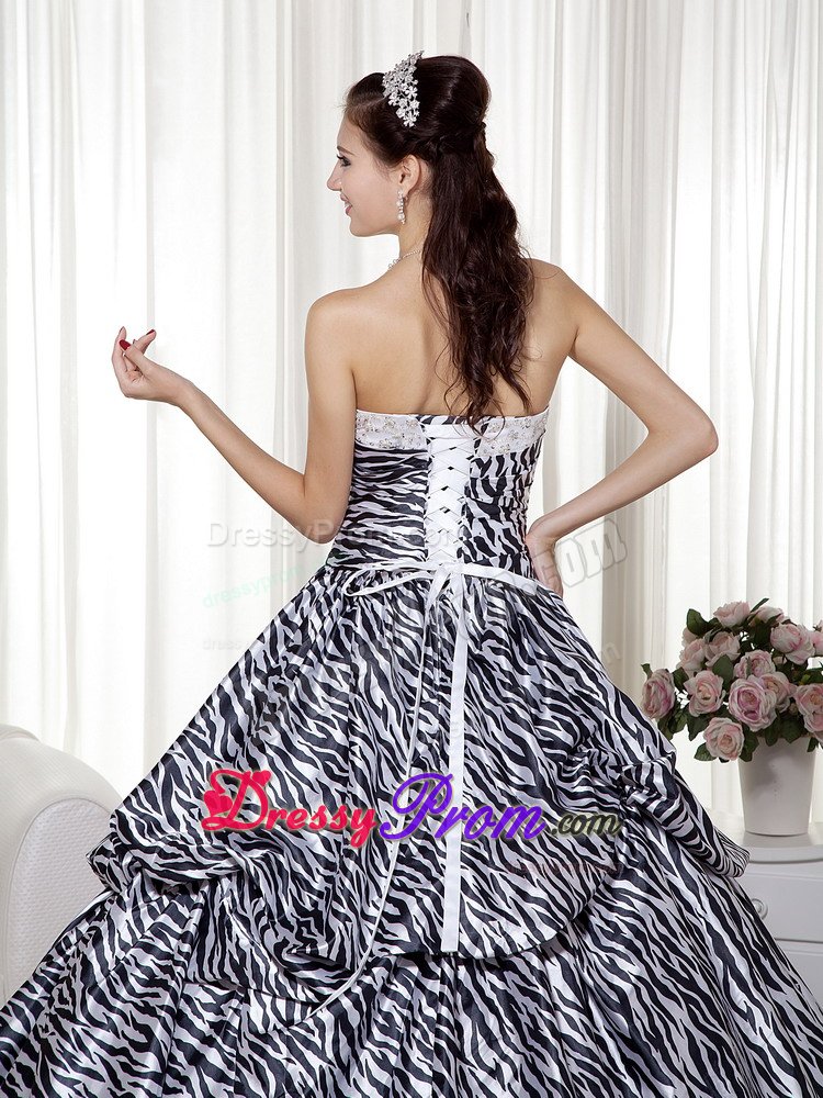 Unique Sweetheart Zebra Print White And Black Sweet 15 Dress